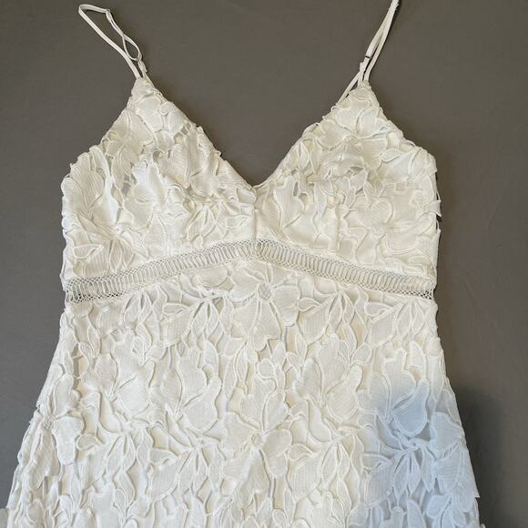 ASTR The Label V-Neck Sleeveless Bodycon White Lace Floral Dress Size small - Picture 4 of 14